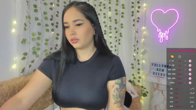 Gallery image thumbnail from Isa_g's myfreecams stream on, 02/13/2023, 05:54 image 17 of 20
