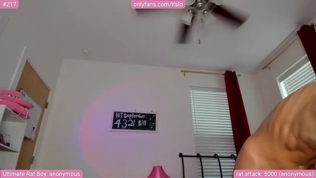 Gallery image thumbnail from ItsLo's myfreecams stream on, 09/25/2023, 21:53 image 15 of 20