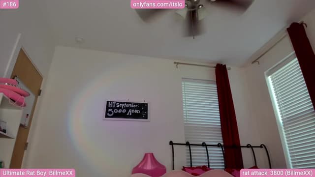 Gallery image thumbnail from ItsLo's myfreecams stream on, 09/26/2023, 22:16 image 7 of 20