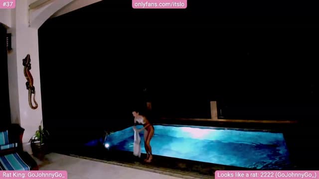 Gallery image thumbnail from ItsLo's myfreecams stream on, 10/14/2023, 03:46 image 17 of 20