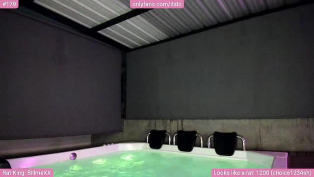 Gallery image thumbnail from ItsLo's myfreecams stream on, 11/30/2023, 06:02 image 16 of 20