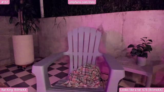 Gallery image thumbnail from ItsLo's myfreecams stream on, 12/01/2023, 24:18 image 14 of 20