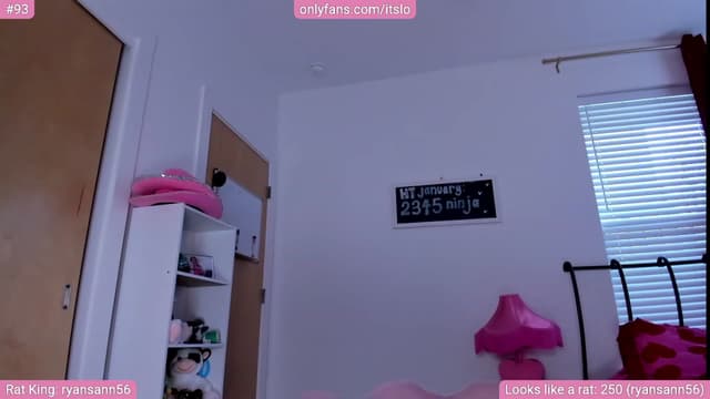 Gallery image thumbnail from ItsLo's myfreecams stream on, 01/15/2024, 19:08 image 19 of 20