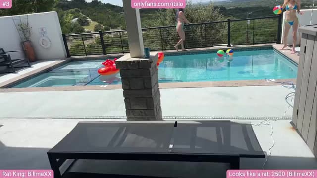 Gallery image thumbnail from ItsLo's myfreecams stream on, 08/13/2024, 22:38 image 9 of 20