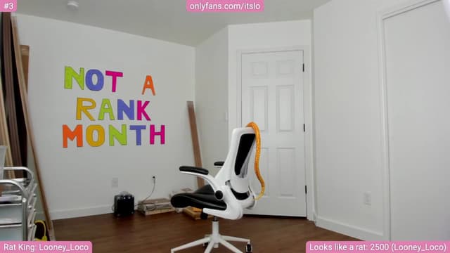 Gallery image thumbnail from ItsLo's myfreecams stream on, 08/26/2024, 22:55 image 11 of 20