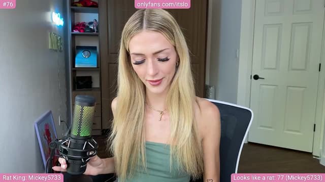 Gallery image thumbnail from ItsLo's myfreecams stream on, 11/05/2024, 21:50 image 2 of 20