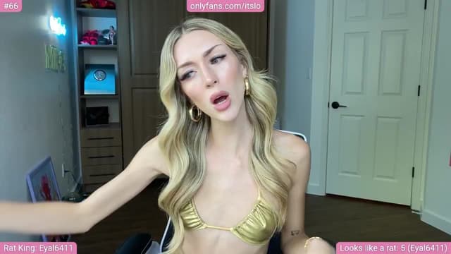 Gallery image thumbnail from ItsLo's myfreecams stream on, 11/06/2024, 21:28 image 1 of 20