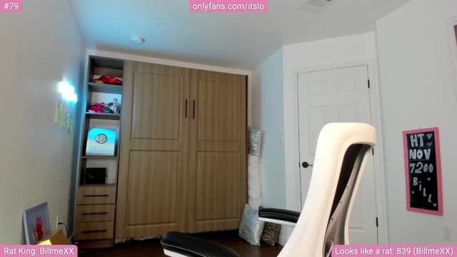 Gallery image thumbnail from ItsLo's myfreecams stream on, 11/20/2024, 03:14 image 7 of 20