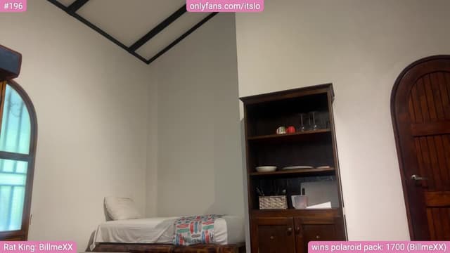 Gallery image thumbnail from ItsLo's myfreecams stream on, 12/09/2024, 22:15 image 11 of 20