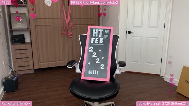 Gallery image thumbnail from ItsLo's myfreecams stream on, 02/18/2025, 21:45 image 13 of 20