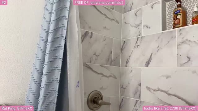 Gallery image thumbnail from ItsLo's myfreecams stream on, 03/10/2025, 22:37 image 19 of 20