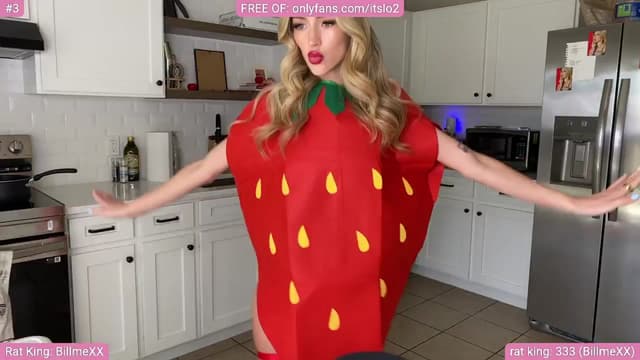 Gallery image thumbnail from ItsLo's myfreecams stream on, 03/15/2025, 19:36 image 2 of 20