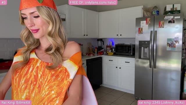 Gallery image thumbnail from ItsLo's myfreecams stream on, 03/15/2025, 19:36 image 11 of 20