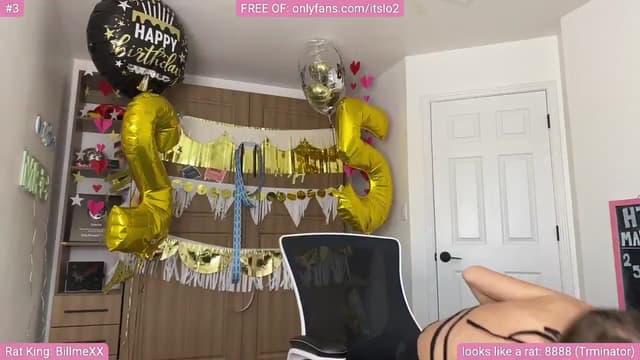 Gallery image thumbnail from ItsLo's myfreecams stream on, 03/21/2025, 02:18 image 6 of 20