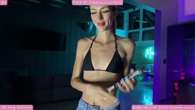 Gallery image thumbnail from ItsLo's myfreecams stream on, 04/01/2025, 07:08 image 1 of 20