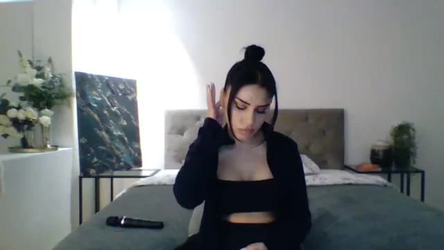 Gallery image thumbnail from ItsMe's myfreecams stream on, 11/14/2023, 14:37 image 4 of 20