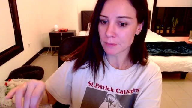 Gallery image thumbnail from Ivy__'s myfreecams stream on, 10/05/2023, 08:35 image 17 of 20
