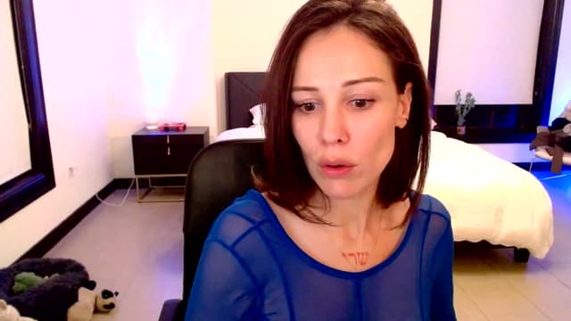 Gallery image thumbnail from Ivy__'s myfreecams stream on, 10/07/2023, 08:25 image 5 of 20