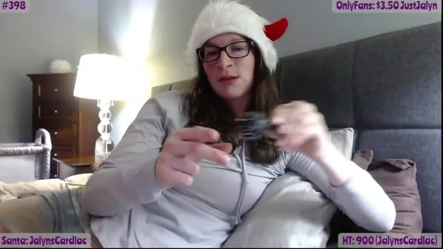 Gallery image thumbnail from Jalyn's myfreecams stream on, 12/22/2022, 23:39 image 10 of 20