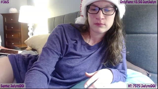 Gallery image thumbnail from Jalyn's myfreecams stream on, 12/24/2022, 24:04 image 18 of 20