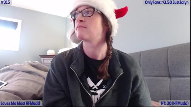 Gallery image thumbnail from Jalyn's myfreecams stream on, 12/28/2022, 21:29 image 7 of 20
