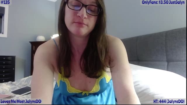 Gallery image thumbnail from Jalyn's myfreecams stream on, 01/12/2023, 23:55 image 18 of 20