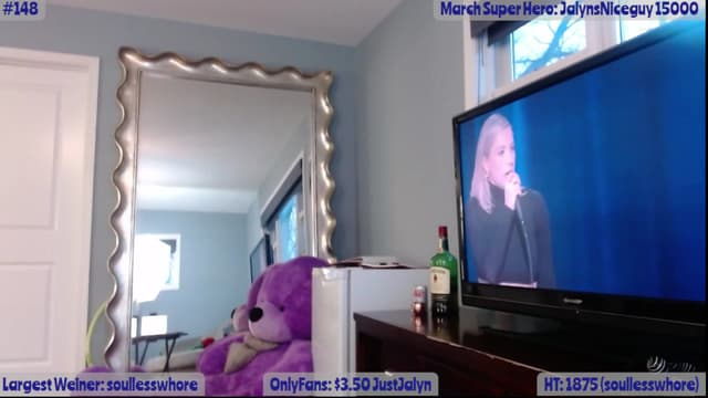Gallery image thumbnail from Jalyn's myfreecams stream on, 03/09/2023, 24:04 image 12 of 20