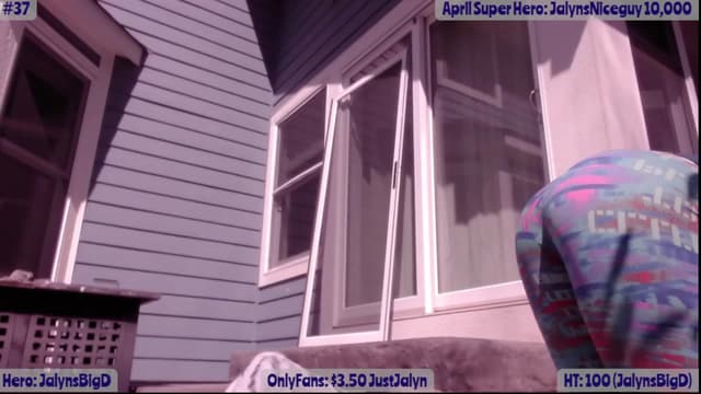 Gallery image thumbnail from Jalyn's myfreecams stream on, 04/12/2023, 20:29 image 4 of 20