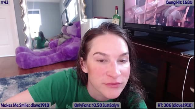 Gallery image thumbnail from Jalyn's myfreecams stream on, 04/20/2023, 23:20 image 1 of 20