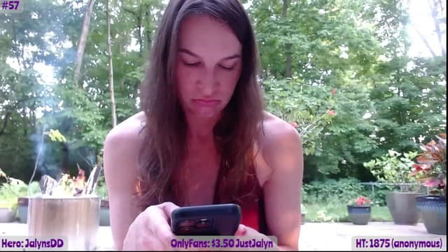 Gallery image thumbnail from Jalyn's myfreecams stream on, 06/10/2023, 01:22 image 6 of 20