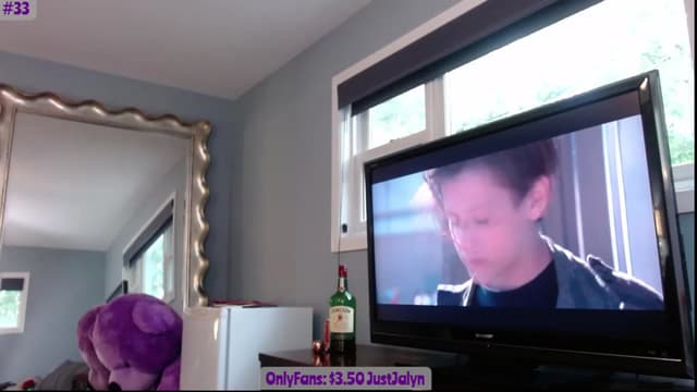 Gallery image thumbnail from Jalyn's myfreecams stream on, 07/01/2023, 16:57 image 17 of 20