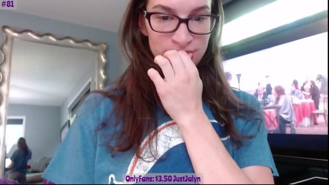 Gallery image thumbnail from Jalyn's myfreecams stream on, 07/10/2023, 23:31 image 5 of 20