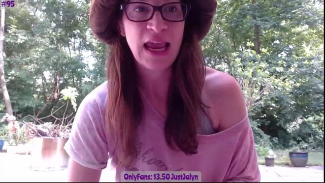 Gallery image thumbnail from Jalyn's myfreecams stream on, 07/17/2023, 22:55 image 10 of 20