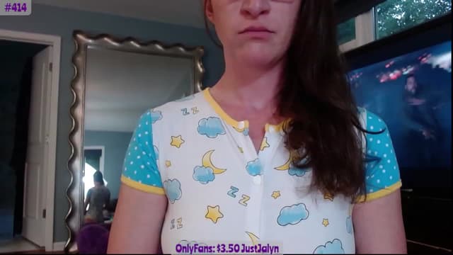 Gallery image thumbnail from Jalyn's myfreecams stream on, 08/05/2023, 14:10 image 1 of 20