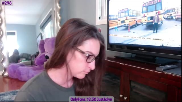 Gallery image thumbnail from Jalyn's myfreecams stream on, 08/05/2023, 20:06 image 5 of 20