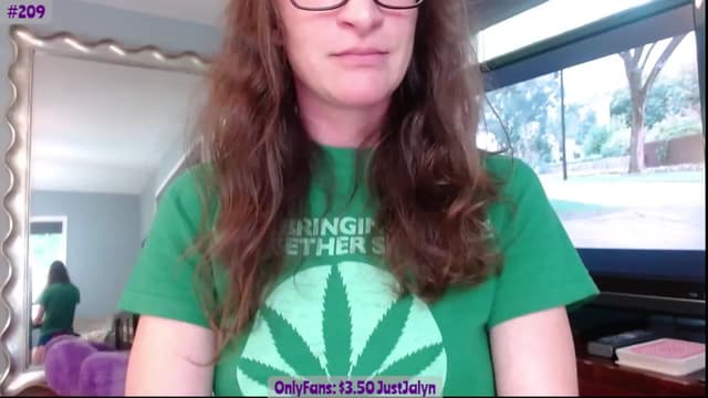 Gallery image thumbnail from Jalyn's myfreecams stream on, 08/08/2023, 24:03 image 11 of 20
