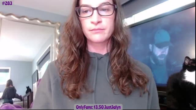 Gallery image thumbnail from Jalyn's myfreecams stream on, 08/10/2023, 24:04 image 3 of 20