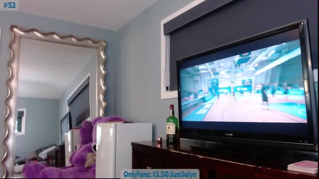 Gallery image thumbnail from Jalyn's myfreecams stream on, 08/23/2023, 24:47 image 14 of 20