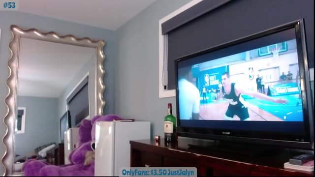 Gallery image thumbnail from Jalyn's myfreecams stream on, 08/23/2023, 24:47 image 19 of 20