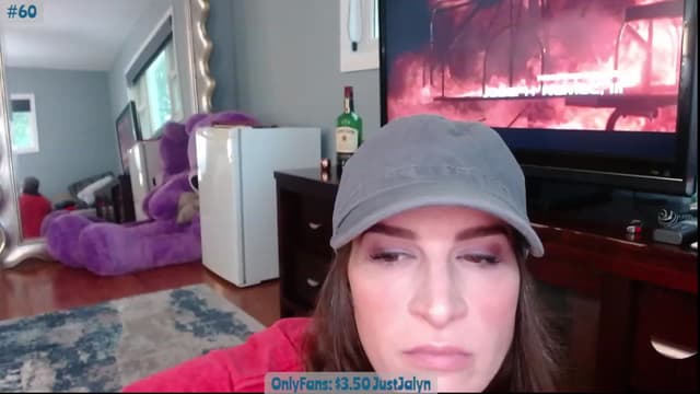 Gallery image thumbnail from Jalyn's myfreecams stream on, 08/25/2023, 24:03 image 6 of 20