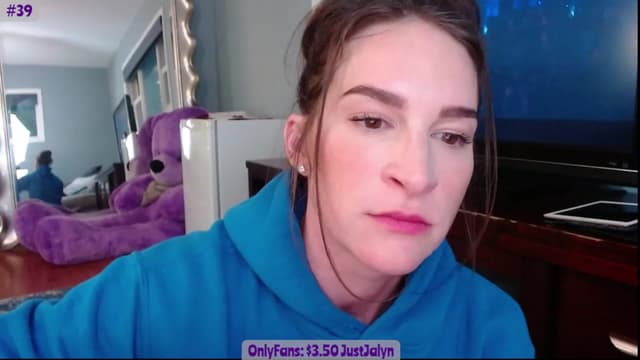 Gallery image thumbnail from Jalyn's myfreecams stream on, 10/05/2023, 23:50 image 14 of 20