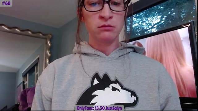 Gallery image thumbnail from Jalyn's myfreecams stream on, 10/09/2023, 23:45 image 4 of 20