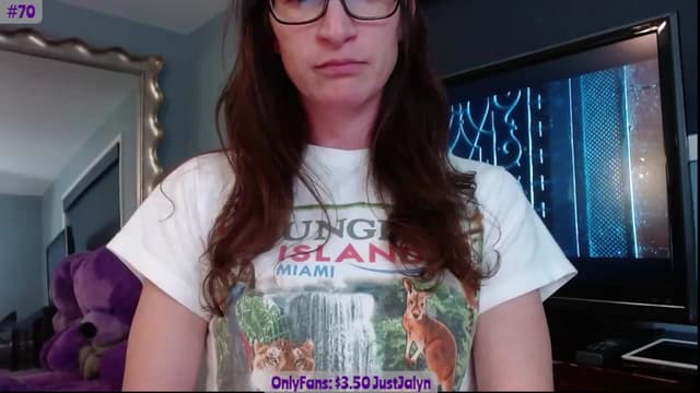 Gallery image thumbnail from Jalyn's myfreecams stream on, 10/11/2023, 24:23 image 20 of 20