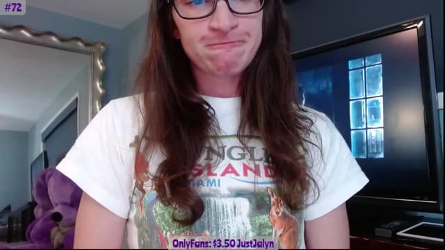 Gallery image thumbnail from Jalyn's myfreecams stream on, 10/11/2023, 24:23 image 3 of 20