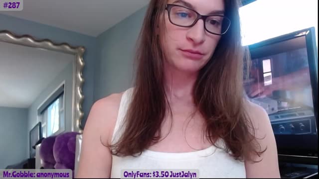 Gallery image thumbnail from Jalyn's myfreecams stream on, 11/04/2023, 22:39 image 14 of 20