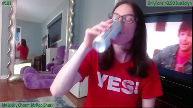 Gallery image thumbnail from Jalyn's myfreecams stream on, 03/26/2024, 24:00 image 15 of 20