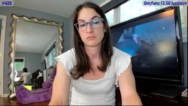 Gallery image thumbnail from Jalyn's myfreecams stream on, 07/07/2024, 19:52 image 17 of 20