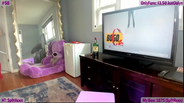 Gallery image thumbnail from Jalyn's myfreecams stream on, 11/30/2024, 17:50 image 9 of 20