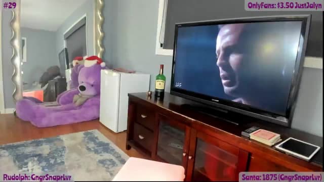 Gallery image thumbnail from Jalyn's myfreecams stream on, 12/07/2024, 02:00 image 13 of 20