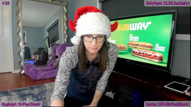 Gallery image thumbnail from Jalyn's myfreecams stream on, 12/13/2024, 01:26 image 16 of 20